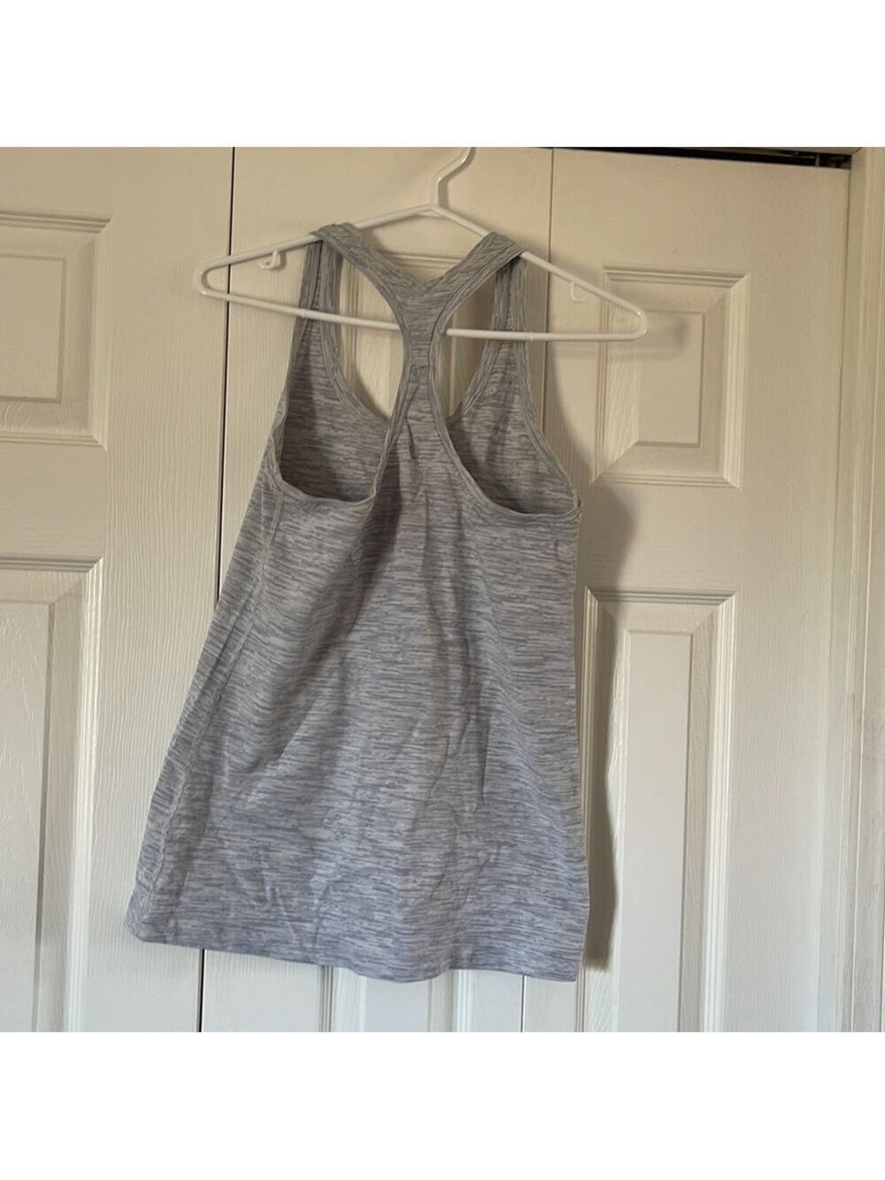 Lululemon Tank Top 🥰❤️🥰 - Picture 2 of 2